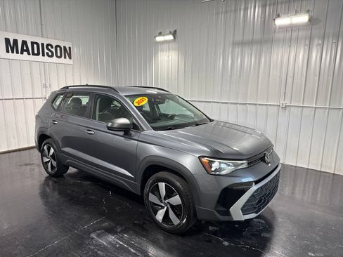 Used 2025 Volkswagen Taos S AWD/4WD image 6
