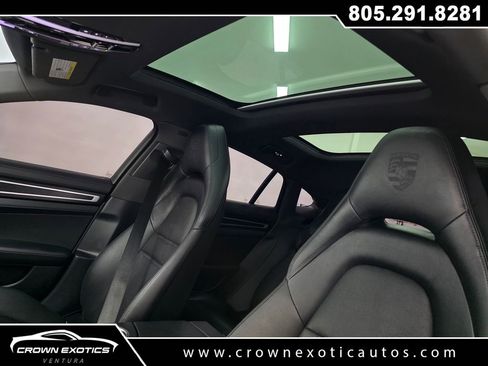 Used 2023 Porsche Panamera Platinum Edition image 23