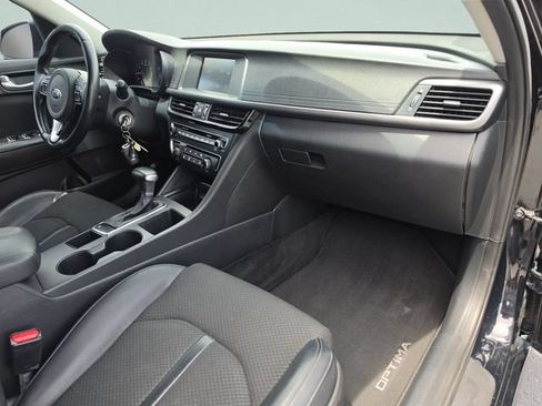 Used 2018 Kia Optima S FWD image 22