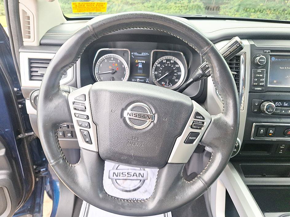 Used 2017 Nissan Titan PRO-4X AWD/4WD image 13