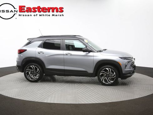 Used 2024 Chevrolet TrailBlazer RS w/ Driver Confidence Package AWD/4WD image 45