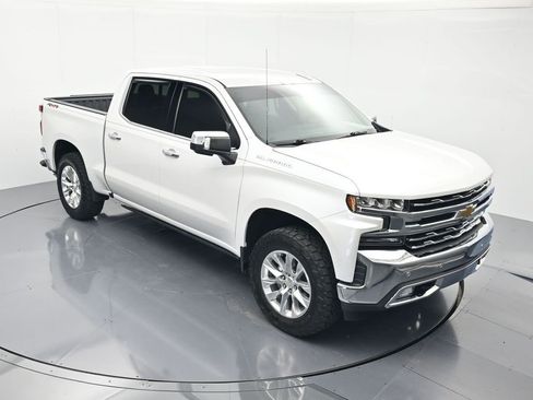 Used 2021 Chevrolet Silverado 1500 LTZ w/ LTZ Convenience Package II AWD/4WD image 32