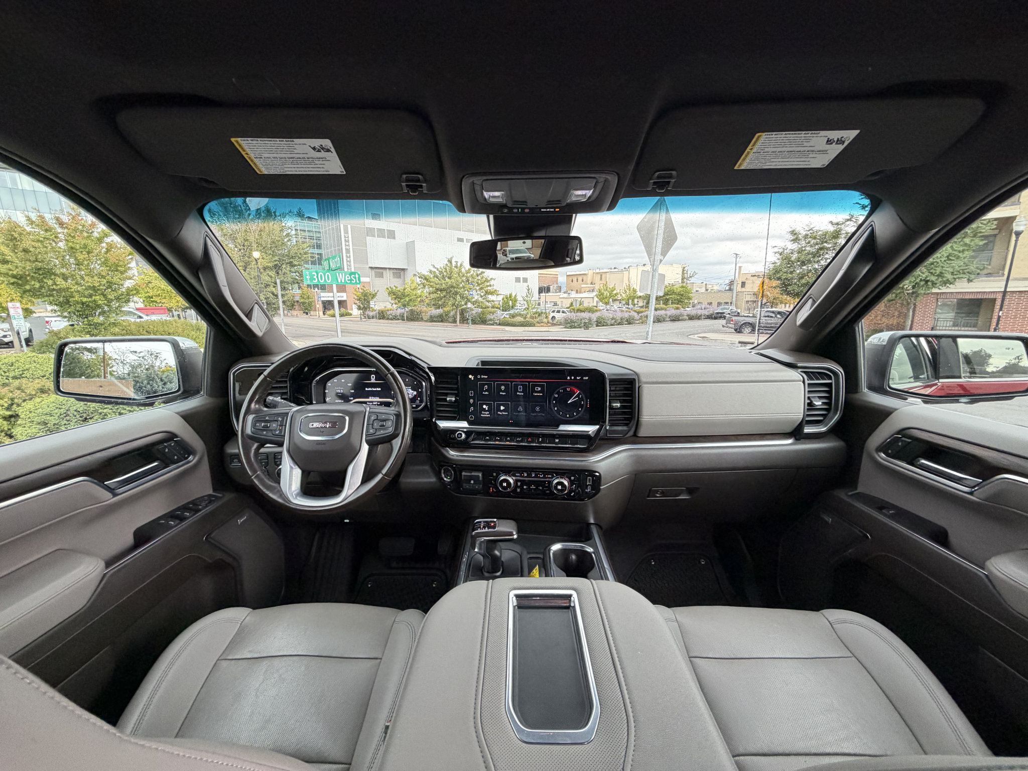 Used 2022 GMC Sierra 1500 SLT w/ SLT Convenience Package AWD/4WD image 24