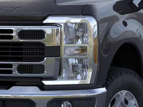 New 2026 Ford F350 XLT AWD/4WD image 40