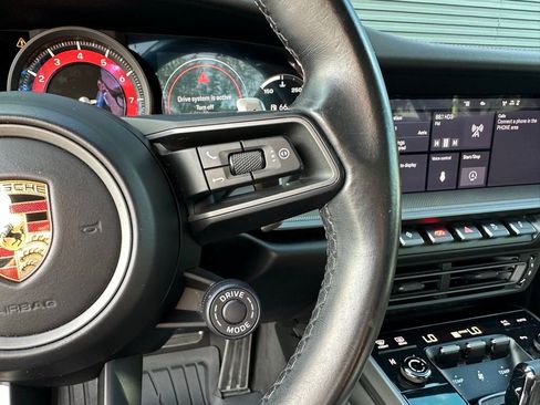 Used 2020 Porsche 911 Carrera S image 25