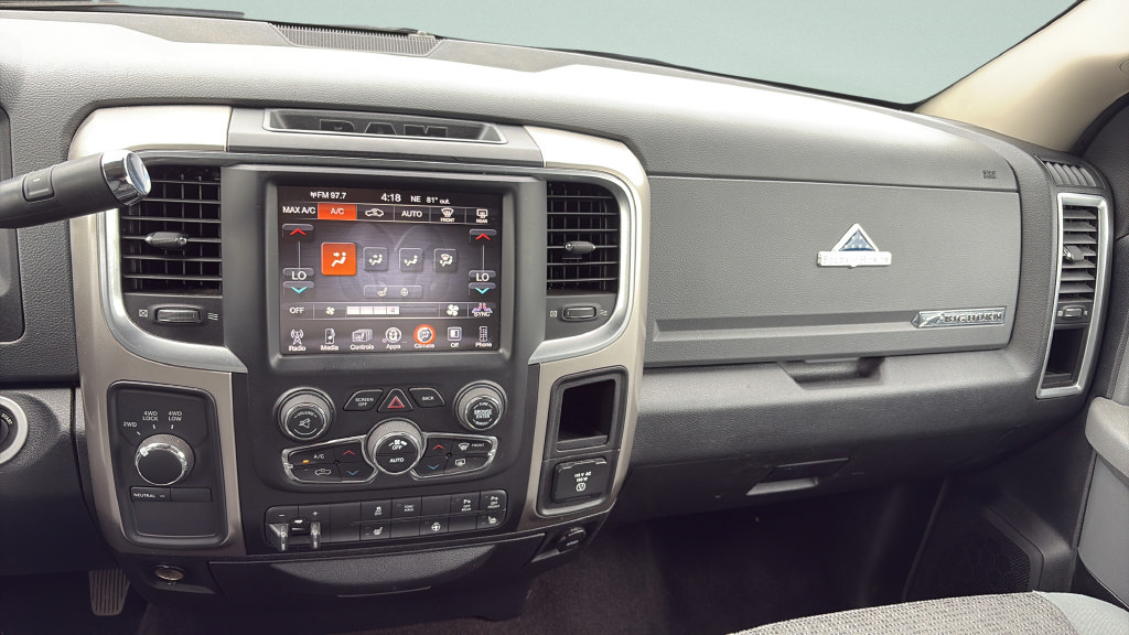 Used 2016 RAM 2500 Big Horn AWD/4WD image 17