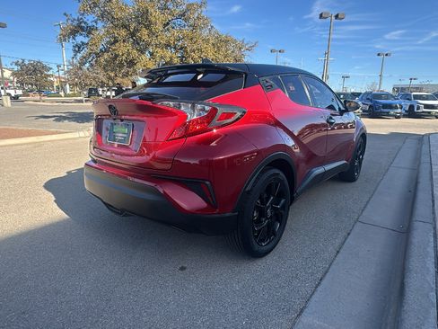 Used 2021 Toyota C-HR Nightshade image 4