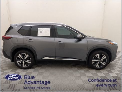 Used 2021 Nissan Rogue SL FWD image 2