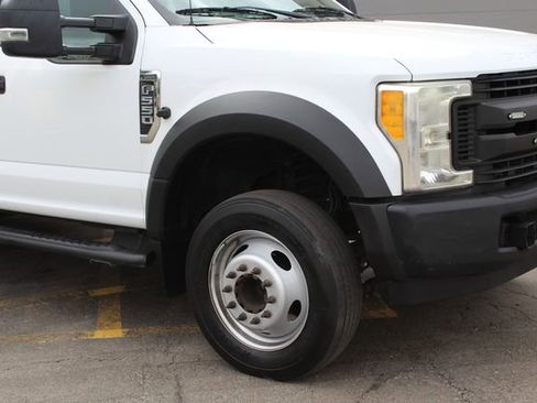Used 2017 Ford F550 2WD SuperCab Super Duty image 3