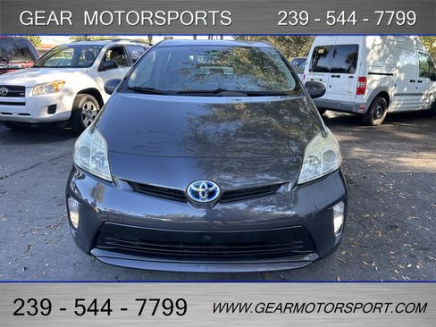 Used 2015 Toyota Prius Two image 7
