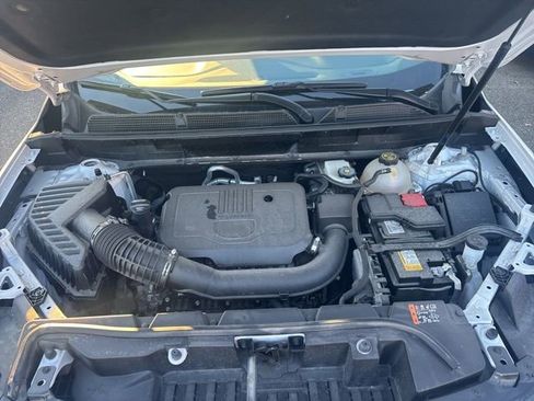 Used 2023 GMC Acadia SLE w/ Driver Convenience Package image 23