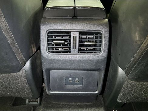 Used 2021 Nissan Rogue SV w/ Premium Package FWD image 22