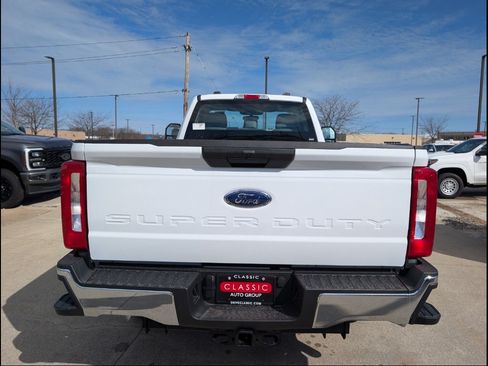 New 2026 Ford F250 XL w/ FX4 Off-Road Package AWD/4WD image 4