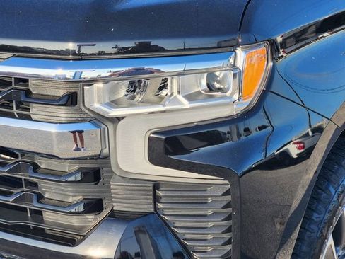 Used 2023 Chevrolet Silverado 1500 LT image 9