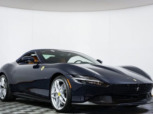 Certified 2024 Ferrari Roma Spider image 5