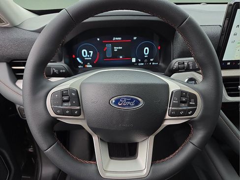 New 2026 Ford Explorer Active RWD image 24