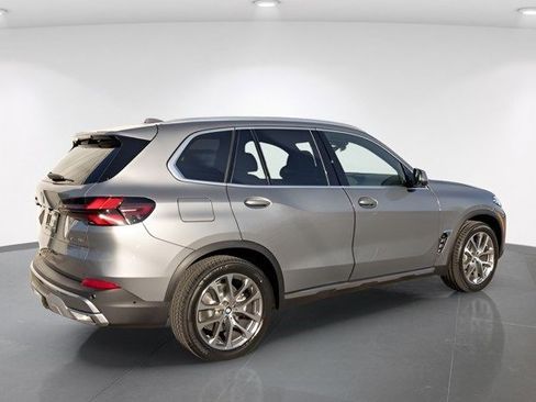 New 2025 BMW X5 xDrive40i image 10
