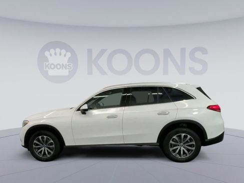 Certified 2025 Mercedes-Benz GLC 300 4MATIC image 7
