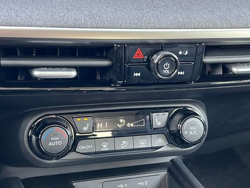 New 2026 Nissan Kicks SV w/ Cold Weather Package image 19