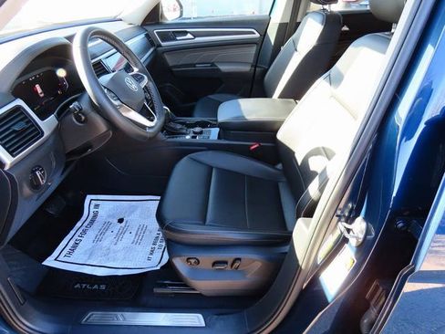 Used 2023 Volkswagen Atlas SE image 39