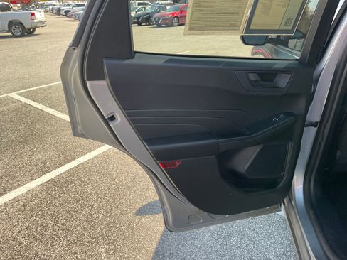 Used 2024 Ford Escape Active image 20