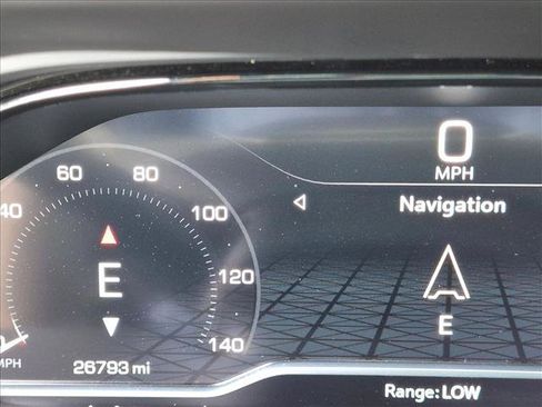 Used 2023 GMC Yukon XL Denali AWD/4WD image 10