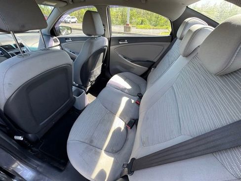 Used 2016 Hyundai Accent SE image 12
