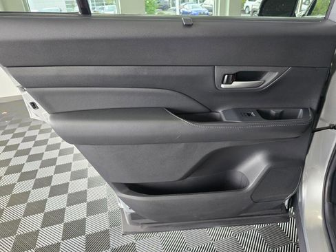Used 2025 Toyota Grand Highlander AWD image 38