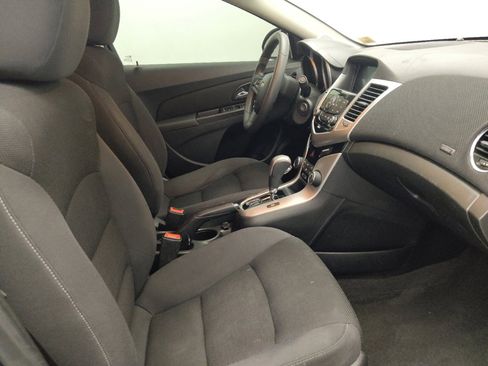 Used 2015 Chevrolet Cruze LT w/ Technology Package FWD image 21