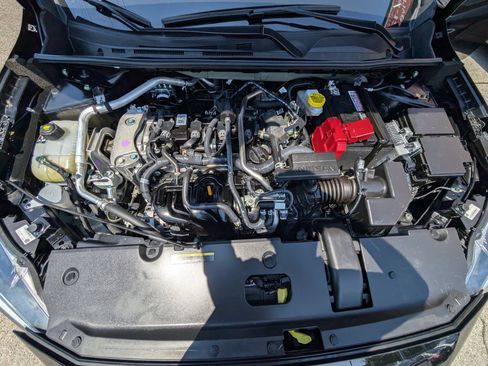 Used 2025 Nissan Sentra SV w/ Trunk Package FWD image 10