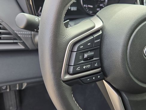 Used 2025 Subaru Outback Premium image 17