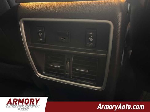 Used 2018 Nissan Murano Platinum w/ Cargo Package image 34