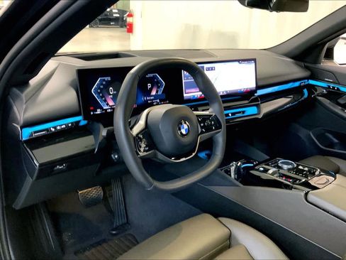 Certified 2024 BMW 540i xDrive 540i xDrive image 34