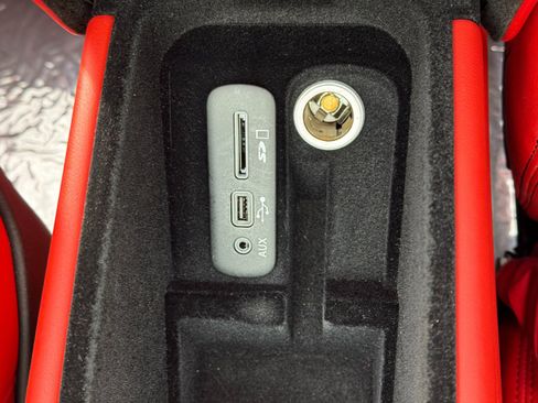 Used 2018 Maserati GranTurismo Sport image 32