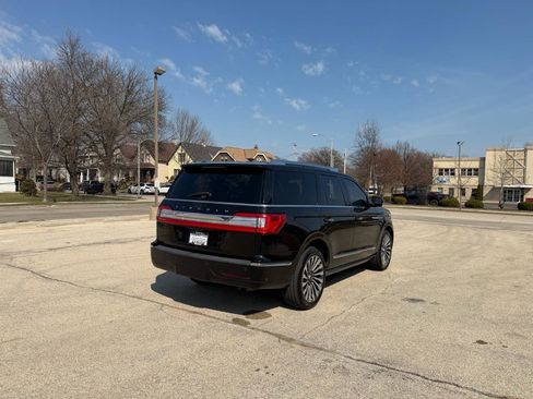 Used 2019 Lincoln Navigator Reserve image 7