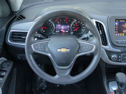 Certified 2022 Chevrolet Equinox LS w/ LS Convenience Package image 13