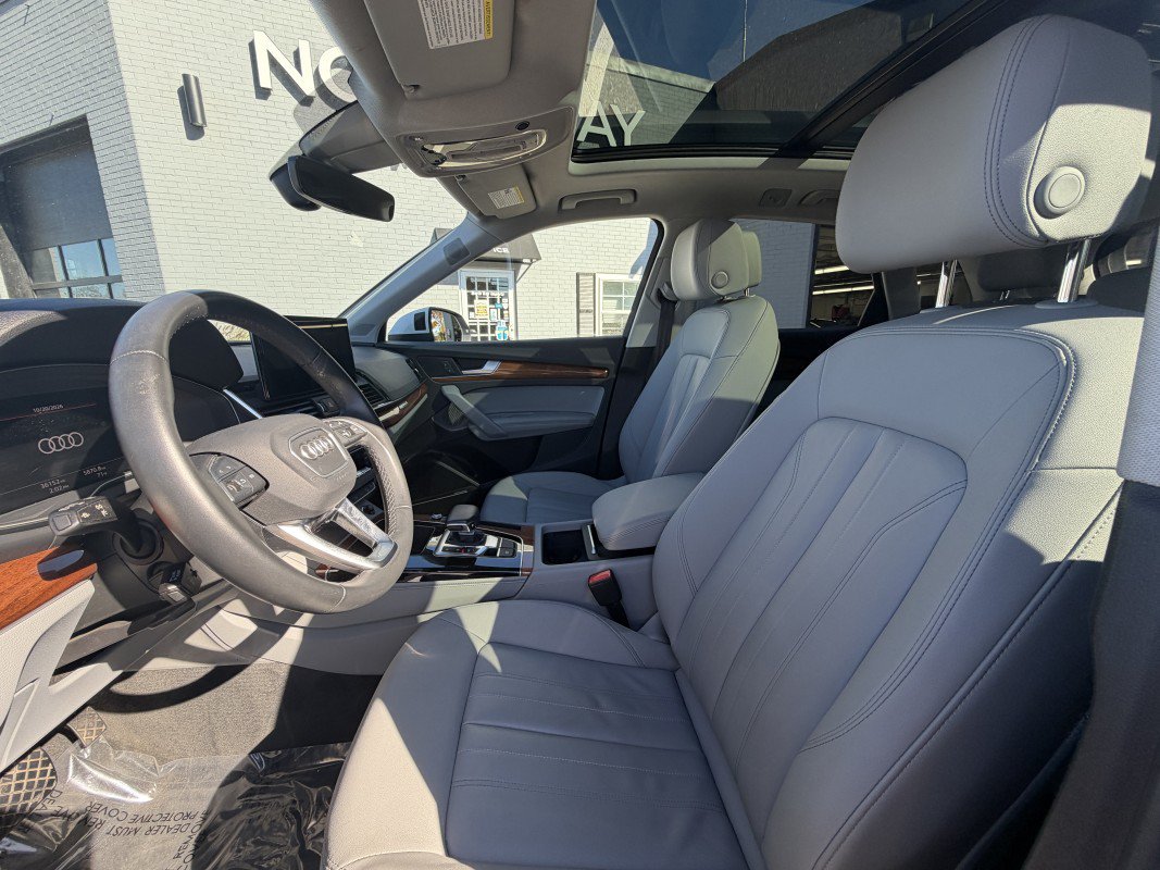 Used 2022 Audi Q5 2.0T Premium Plus AWD/4WD image 16