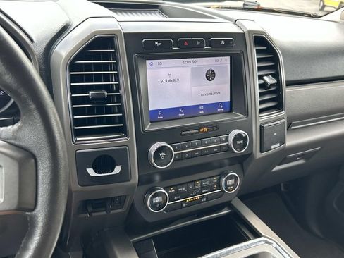 Used 2020 Ford Expedition XLT w/ Equipment Group 201A RWD image 31