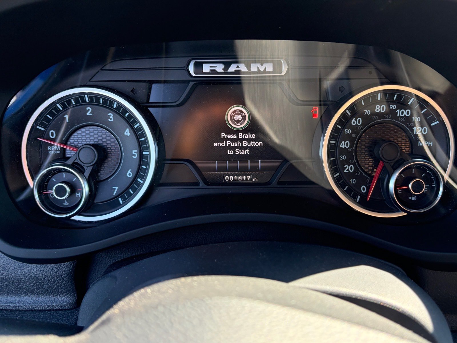 Used 2022 RAM 2500 Tradesman w/ Towing Technology Group AWD/4WD image 13