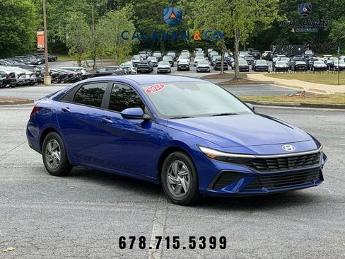 Used 2024 Hyundai Elantra SE FWD image 1