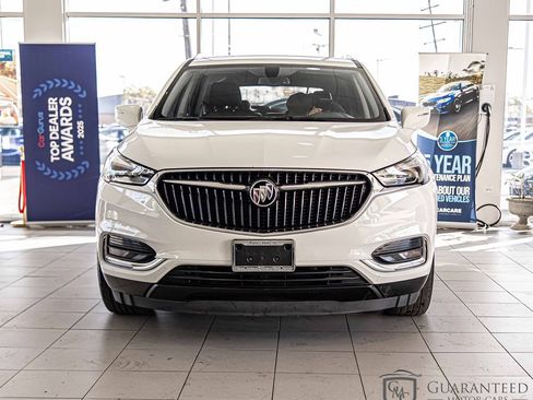 Used 2019 Buick Enclave Preferred image 3