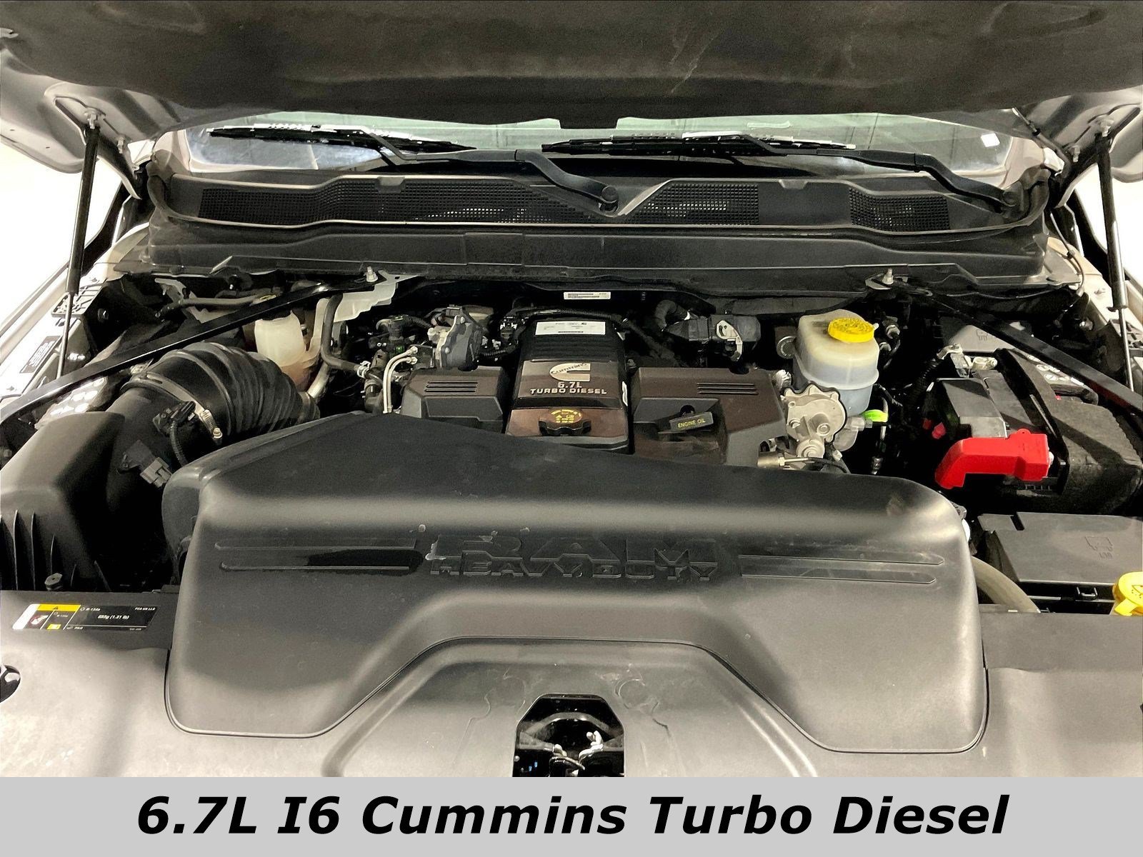 Used 2022 RAM 2500 Laramie AWD/4WD image 29
