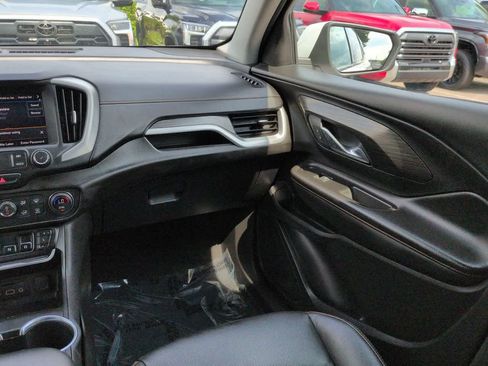 Used 2019 GMC Terrain SLT FWD image 16