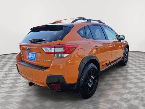 Used 2018 Subaru Crosstrek 2.0i Premium w/ Popular Package #2 AWD/4WD image 4