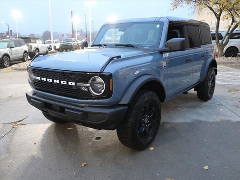 New 2025 Ford Bronco Big Bend image 2