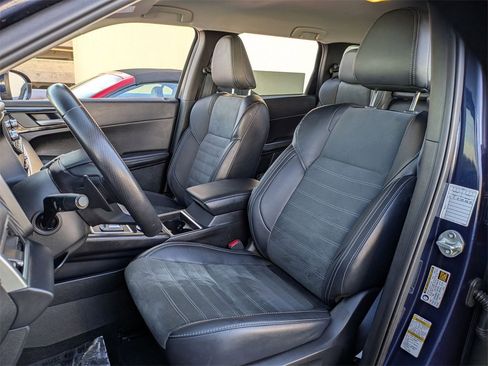 Used 2024 Mitsubishi Outlander SE image 23