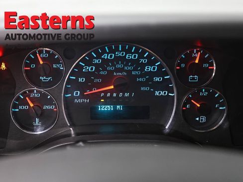 Used 2024 GMC Savana 2500 w/ Driver Convenience Package RWD image 15