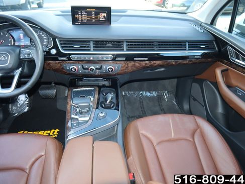 Used 2018 Audi Q7 3.0T Premium Plus image 14