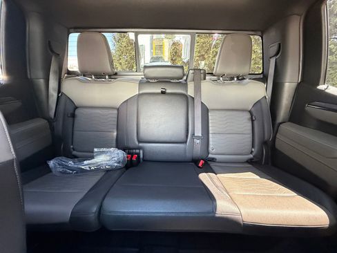 Used 2026 Chevrolet Silverado 1500 ZR2 AWD/4WD image 3
