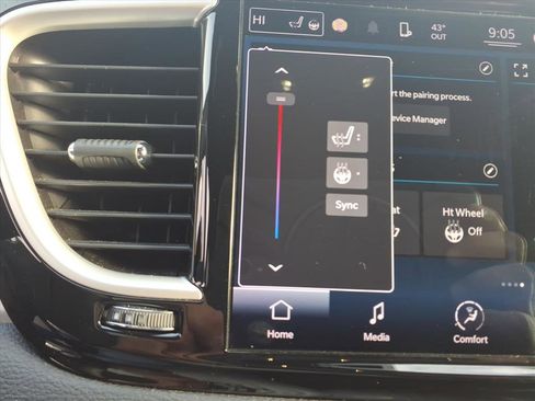 Used 2022 Chrysler Pacifica Touring-L w/ S Appearance Package image 13